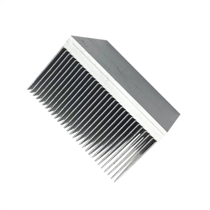 Radijator s aluminijskim lamelama
